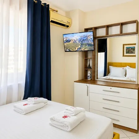 Apartment Side Family Golem (Tirana)