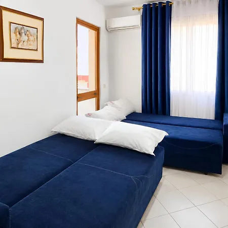 Side Family Apartment
